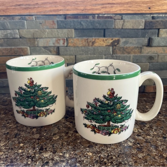 Spode Christmas tree mug set - Picture 1 of 6